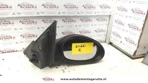 Used Wing mirror, right BMW 1 serie (E87/87N) 118d 16V Price on request offered by Autodemontage M.J. Rutte B.V.