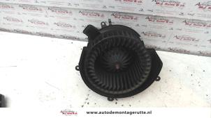 Usados Motor de ventilador de calefactor Opel Astra G (F08/48) 1.6 Precio de solicitud ofrecido por Autodemontage M.J. Rutte B.V.