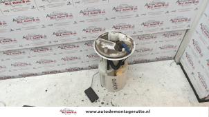 Usagé Pompe d'injection Opel Corsa D 1.0 Prix sur demande proposé par Autodemontage M.J. Rutte B.V.