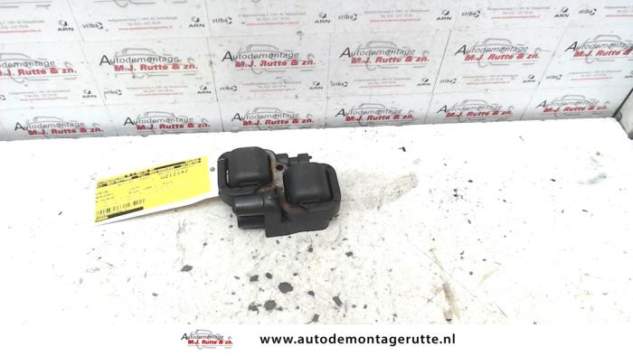Gebrauchte Zündspule Mercedes ML I (163) 320 3.2 V6 18V Autom. Preis auf Anfrage angeboten von Autodemontage M.J. Rutte B.V.