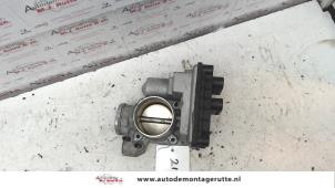 Used Throttle body Mercedes Vaneo (W414) 1.6 Price on request offered by Autodemontage M.J. Rutte B.V.
