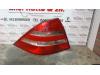 Taillight, left from a Mercedes S (W220), 1998 / 2005 4.0 S-400 CDI V8 32V, Saloon, 4-dr, Diesel, 3.996cc, 184kW (250pk), RWD, OM628960, 2000-06 / 2002-09, 220.028; 220.128 2002