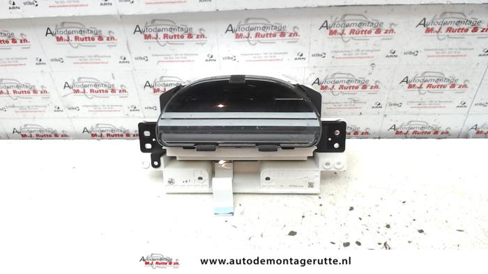 Begagnade Innerdisplay Honda Insight (ZE2) 1.3 16V VTEC Pris på förfrågan erbjuds av Autodemontage M.J. Rutte B.V.