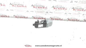 Used Comfort Module Peugeot 207/207+ (WA/WC/WM) 1.4 16V VTi Price on request offered by Autodemontage M.J. Rutte B.V.