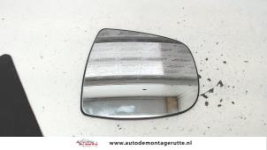 Used Mirror glass, right Opel Vivaro 2.0 CDTI Price on request offered by Autodemontage M.J. Rutte B.V.