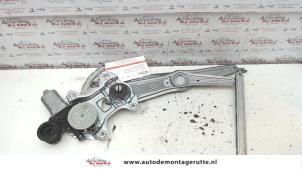 Used Window mechanism 4-door, front right Toyota Yaris Verso (P2) 1.3 16V Price on request offered by Autodemontage M.J. Rutte B.V.