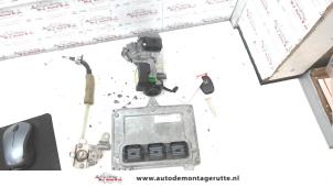 Used Ignition lock + computer Honda Civic (FA/FD) 1.3 Hybrid Price on request offered by Autodemontage M.J. Rutte B.V.