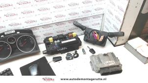 Used Ignition lock + computer Opel Zafira Mk.II (M75) 1.9 CDTI Price on request offered by Autodemontage M.J. Rutte B.V.