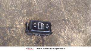 Used Electric window switch Mercedes 200 - 500 Price on request offered by Autodemontage M.J. Rutte B.V.