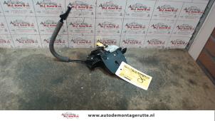 Used Tailgate lock mechanism Opel Vectra C 2.2 16V Price on request offered by Autodemontage M.J. Rutte B.V.