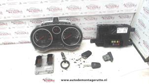 Usagé Kit serrure cylindre (complet) Opel Corsa D 1.2 16V Prix sur demande proposé par Autodemontage M.J. Rutte B.V.