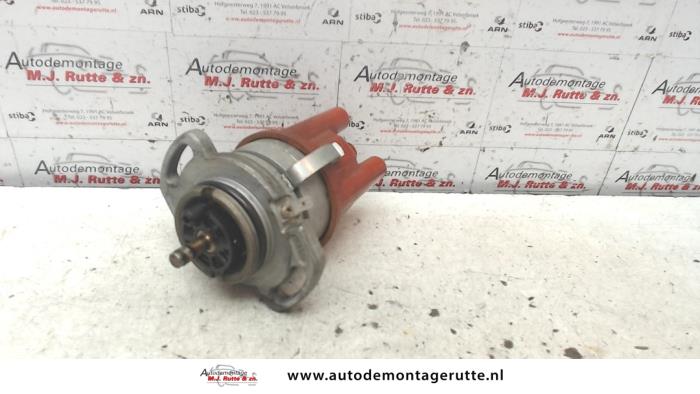 Used Ignition system (complete) Volkswagen Polo III (6N1) 1.6i 75 Price on request offered by Autodemontage M.J. Rutte B.V.