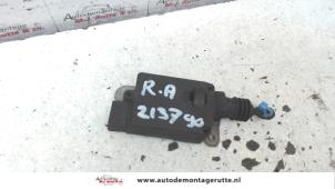 Used Central locking motor Hyundai Atos 1.0 12V Price on request offered by Autodemontage M.J. Rutte B.V.