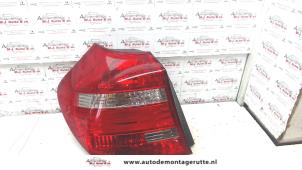 Used Taillight, left BMW 1 serie (E87/87N) 118d 16V Price on request offered by Autodemontage M.J. Rutte B.V.