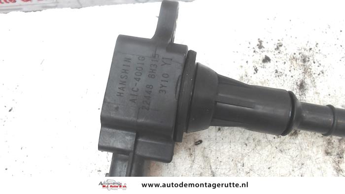 Pen ignition coil from a Nissan Primera Wagon (W12) 2.0 16V 2004