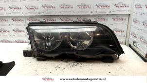Used Headlight, right BMW 3 serie (E46/4) 318i Price on request offered by Autodemontage M.J. Rutte B.V.