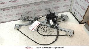 Used Window mechanism 2-door, front right Seat Arosa (6H1) 1.4 MPi Price on request offered by Autodemontage M.J. Rutte B.V.