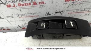 Usados Control remoto de capota Peugeot 207 CC (WB) 1.6 16V Precio de solicitud ofrecido por Autodemontage M.J. Rutte B.V.