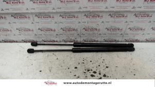 Used Set of tailgate gas struts Mitsubishi Outlander (CU) 2.0 16V 4x2 Price on request offered by Autodemontage M.J. Rutte B.V.