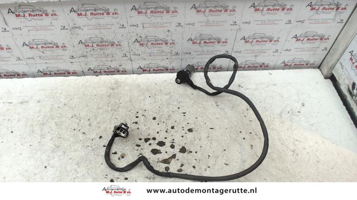 Begagnade Kamaxelsensor Volvo S40 (VS) 1.8 16V Pris € 25,00 Marginaltabell erbjuds av Autodemontage M.J. Rutte B.V.