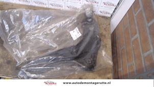 Used Front lower wishbone, left Chevrolet Nubira Wagon (J100) 1.6 16V Price on request offered by Autodemontage M.J. Rutte B.V.