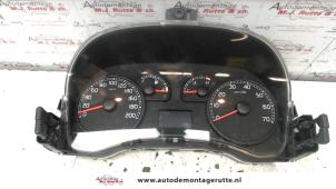 Usados Cuentakilómetros Fiat Punto II (188) 1.2 60 S Precio de solicitud ofrecido por Autodemontage M.J. Rutte B.V.