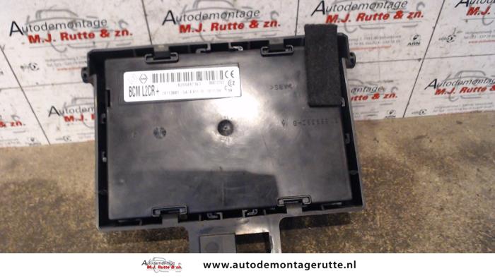 Ordinateur contrôle fonctionnel d'un Renault Modus/Grand Modus (JP) 1.6 16V 2005