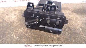 Used Light switch BMW 3 serie (E46/4) 316i Price on request offered by Autodemontage M.J. Rutte B.V.