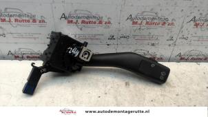 Gebrauchte Scheibenwischer Schalter Audi A3 (8P1) 2.0 16V FSI Preis auf Anfrage angeboten von Autodemontage M.J. Rutte B.V.