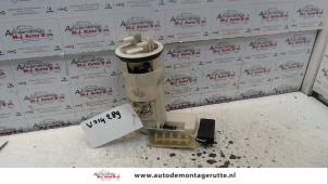 Used Electric fuel pump Peugeot 106 II 1.1 XN,XR,XT,Accent Price € 35,00 Margin scheme offered by Autodemontage M.J. Rutte B.V.
