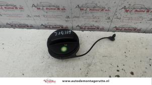 Used Fuel cap Ford Transit Connect 1.8 TDCi 90 Price on request offered by Autodemontage M.J. Rutte B.V.