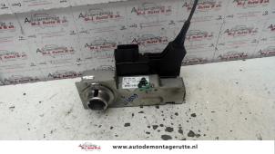 Used Door lock mechanism 2-door, left Ford Transit Connect 1.8 TDCi 90 Price on request offered by Autodemontage M.J. Rutte B.V.