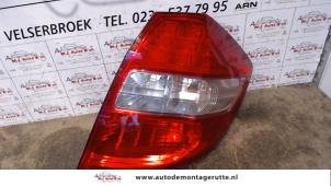 Używane Tylne swiatlo pozycyjne prawe Honda Jazz (GE6/GE8/GG/GP) 1.2 VTEC 16V Cena na żądanie oferowane przez Autodemontage M.J. Rutte B.V.