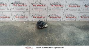 Used Mirror switch Renault Scénic II (JM) 2.0 16V Price on request offered by Autodemontage M.J. Rutte B.V.