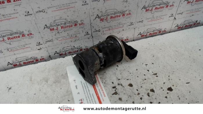 Gebrauchte AGR Ventil Chevrolet Nubira (J200) 1.6 16V Preis auf Anfrage angeboten von Autodemontage M.J. Rutte B.V.