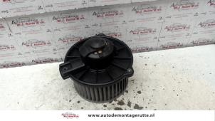 Used Heating and ventilation fan motor Toyota Land Cruiser 90 (J9) 3.0 TD Challenger Price on request offered by Autodemontage M.J. Rutte B.V.