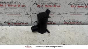 Used Windscreen washer pump Chevrolet Kalos (SF48) 1.2 Price on request offered by Autodemontage M.J. Rutte B.V.