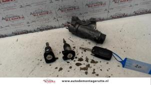 Used Set of cylinder locks (complete) Volkswagen Golf IV (1J1) 1.6 Price on request offered by Autodemontage M.J. Rutte B.V.
