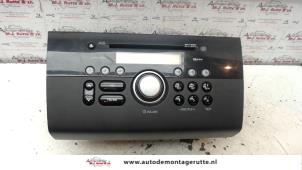 Gebrauchte Radio Suzuki Swift (ZA/ZC/ZD1/2/3/9) 1.3 VVT 16V Preis auf Anfrage angeboten von Autodemontage M.J. Rutte B.V.