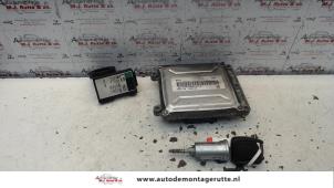 Used Ignition lock + computer Opel Zafira (F75) 2.2 16V Price on request offered by Autodemontage M.J. Rutte B.V.