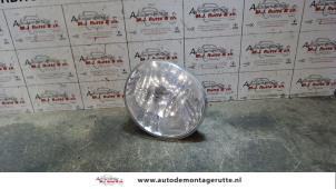 Used Fog light, front right Daihatsu Sirion 2 (M3) 1.3 16V DVVT Price on request offered by Autodemontage M.J. Rutte B.V.