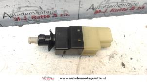 Used Brake light switch Mercedes B (W245,242) 2.0 B-200 CDI 16V Price on request offered by Autodemontage M.J. Rutte B.V.