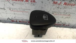 Used Rear window heating switch Hyundai Atos 1.1 12V Prime Price on request offered by Autodemontage M.J. Rutte B.V.