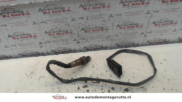Używane Sonda lambda Volkswagen New Beetle (9C1/9G1) 2.0 Cena na żądanie oferowane przez Autodemontage M.J. Rutte B.V.