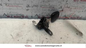 Used Door lock cylinder, right Toyota Yaris (P1) 1.0 16V VVT-i Price on request offered by Autodemontage M.J. Rutte B.V.
