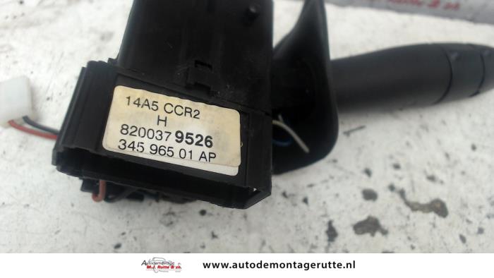Indicator switch from a Renault Kangoo (KC) 1.6 16V 2005