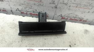 Used Tailgate switch Peugeot 307 SW (3H) 1.6 16V Price on request offered by Autodemontage M.J. Rutte B.V.