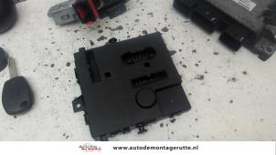 Ignition lock + computer from a Renault Twingo II (CN) 1.2 2008