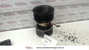 Used Heating and ventilation fan motor BMW 3 serie (E46/2) 320 Ci 24V Price on request offered by Autodemontage M.J. Rutte B.V.