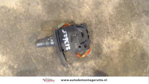 Used Indicator switch Renault Clio III (BR/CR) 1.2 16V 75 Hi-Flex Price on request offered by Autodemontage M.J. Rutte B.V.